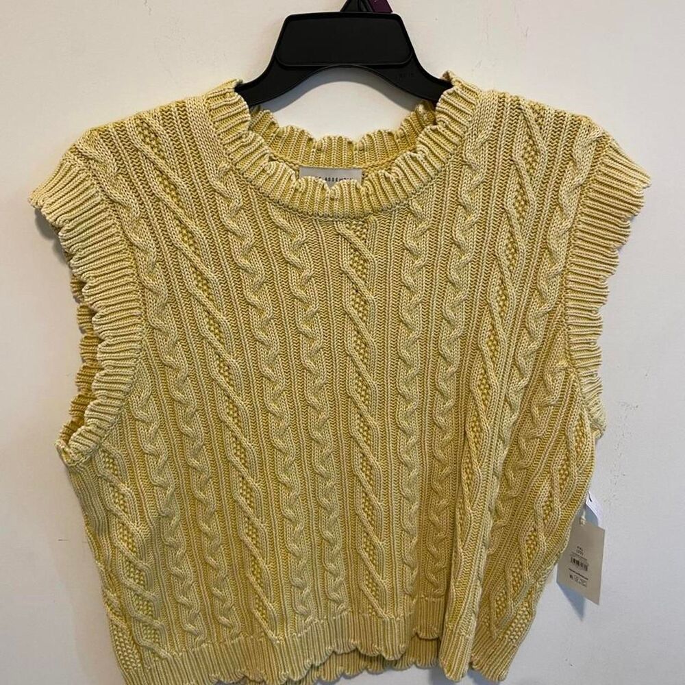 Free-assembly Women's Yellow and Cream Crop-top